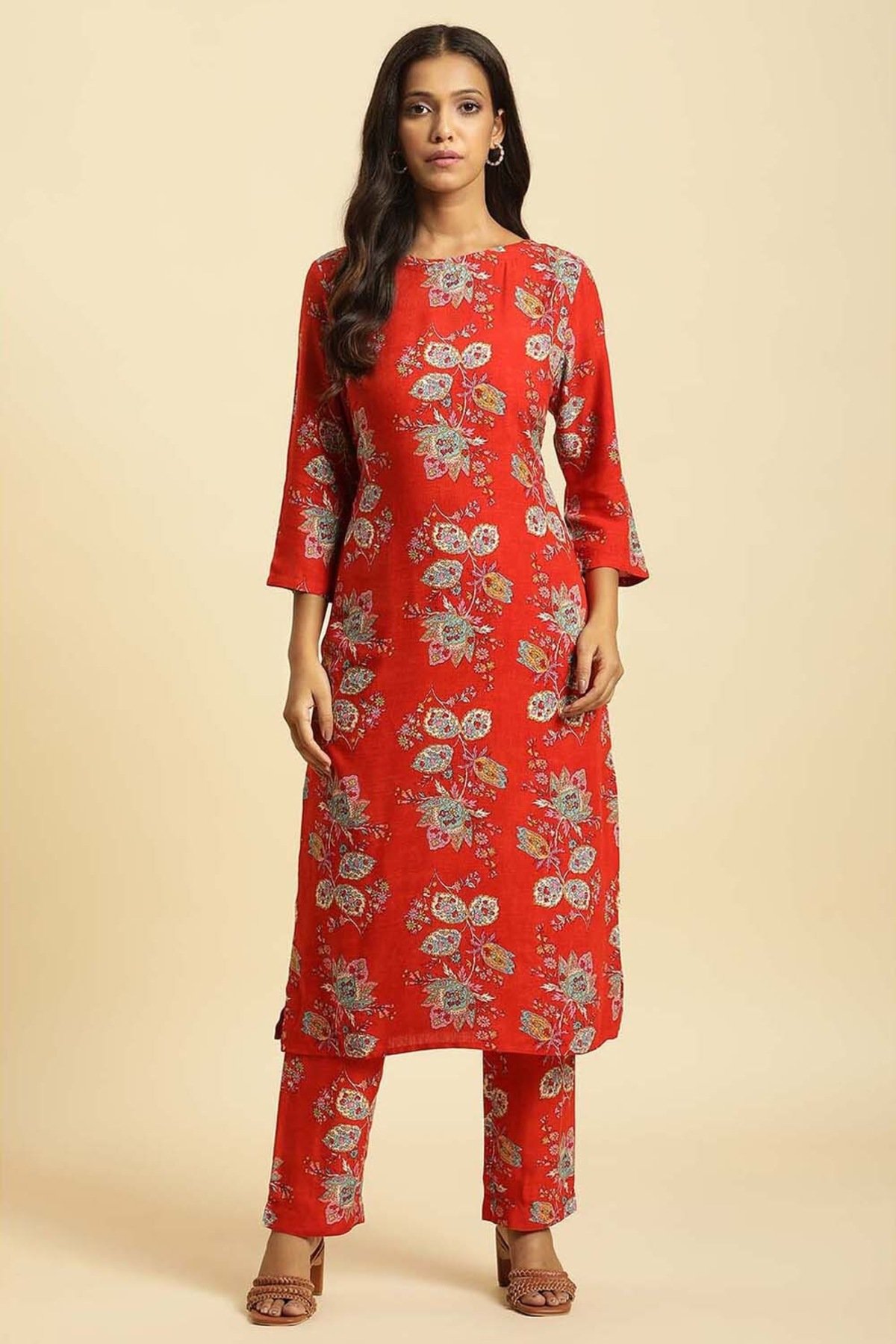 Red Printed Casual Three-Quarter Sleeves Boat Neck Women Regular Fit Kurta Sets, image 2